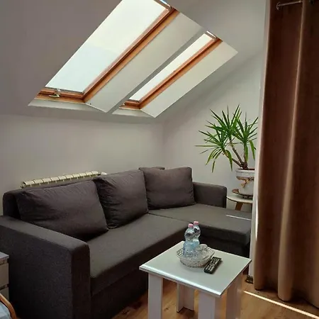 ベッド・アンド・ブレックファスト Siodemka 3*