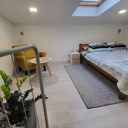 Bed & Breakfast Siodemka *