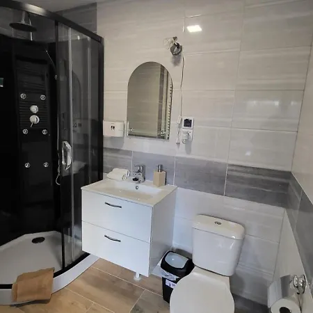 Siodemka Bed & Breakfast *