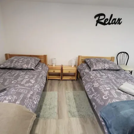 ベッド・アンド・ブレックファスト Siodemka Stary Wegliniec