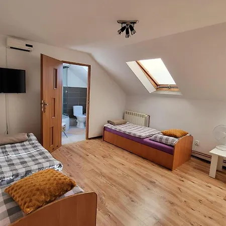 ベッド・アンド・ブレックファスト Siodemka Stary Wegliniec