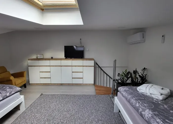 Siodemka Bed & Breakfast